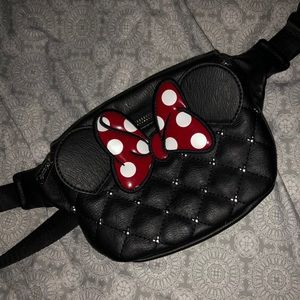 Disney Fanny Pack. (Loungefly)